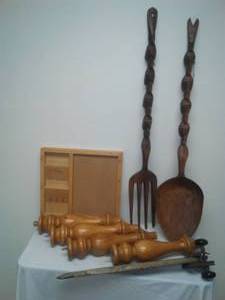 lot 117 image: Misc. Vintage - Tiki Spoon & Fork and more
