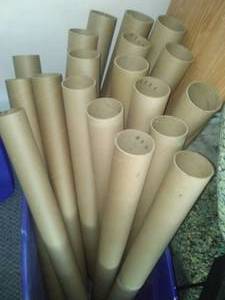 lot 118 image: 18 shipping Tubes