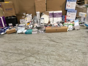 lot 10 image: Gaylord with assorted branded Plumbing Items many in like new condition