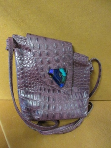 lot 702 image: THOMAS LEATHER ARTISAN HANDCRAFTED HANDBAG