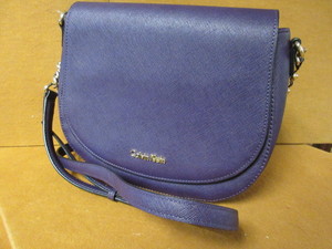 lot 717 image: CALVIN KLEIN SHOULDER BAG
