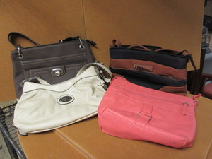 lot 727 image: ROSETTI HANDBAGS