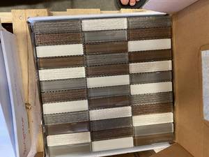 Misc Pallet of Tile