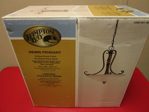 lot 807 image: HAMPTON BAY REIMS PENDANT, WITH ANTIQUE BRONZE FINISH AND TEA STAINED GLASS SHADE - NEW