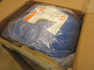 lot 831 image: 40 x 60 TARP - NEW