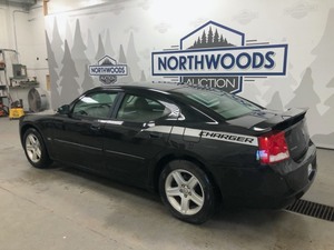 2010 Dodge Charger SXT -No Reserve-