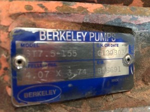 lot 25 image: Well pumps