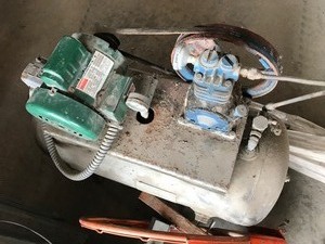 lot 28 image: Compressor