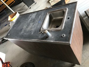 lot 31 image: Science Classroom Cabinet