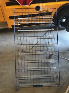lot 18 image: Wire Book Rack