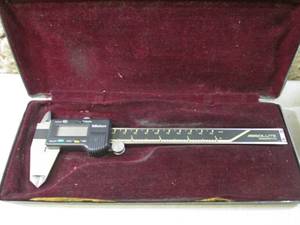 Mitutoyo 6 Digital Caliper with Ca...