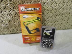 Folding Slingshot with Pack of Stee...