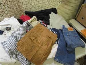 Assorted Clothes Mens and Womens  D...