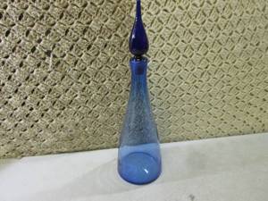 Blue Glass Liquor Decanter  16 Tal...