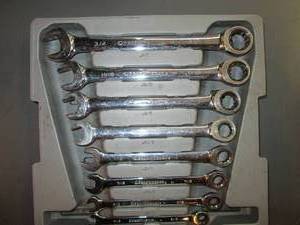 lot 19 image: Gear Wrench Metric 516 - 34 Set...