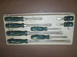 lot 25 image: Sk Screwdriver Set In Case...