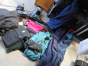 lot 93 image: Large Lot of Winter Gear, Carhartt ...