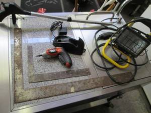lot 143 image: Black & Decker Electric Screwdriver...