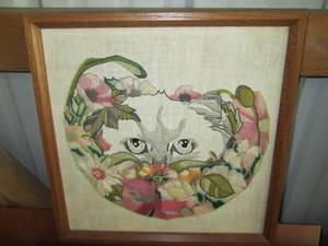 lot 154 image: Embroidered Framed Cat Dcor...