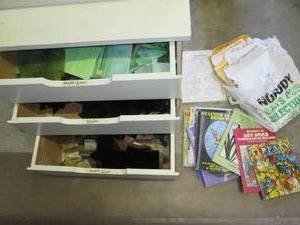 lot 217 image: 3 Drawer Cabinet Full of Stained Gl...