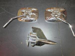 lot 219 image: Harley Davidson Mirrors & Vintage C...