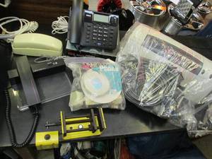 lot 232 image: HP Desk Jet 940C Printer, Phones, C...