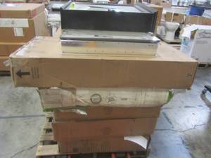 lot 221 image: WHOLESALE MIXED PALLET OF BATHROOM MEDICINE CABINETS AND SHOWER BASE WALLS
