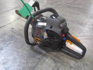 lot 800 image: Poulan Pro 18-in 42-cc 2-Cycle Gas Chainsaw PP4218A
