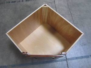 lot 304 image: Diagonal Kitchen Cabinet 33.5 x 18 2133052