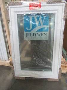 lot 620 image: Jeld-wen White Vinyl Casement Window With Screen. - Missing Crank.