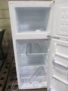 lot 112 image: RCA 7.5 cu. ft. Mini Refrigerator in White RFR741-WHITE