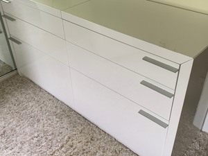 lot 24 image: Bellini Modern Living Six-Drawer Dresser