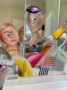 lot 34 image: Yankel Ginzburg Acrylic Sculpture Paradise