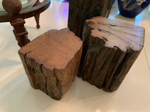 lot 63 image: Lot of Home Decor Items