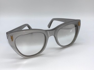 lot 77 image: KIRK & KIRK Eyeglass Frames