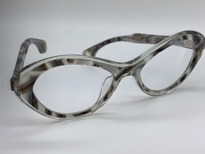 lot 80 image: Blake Kuwahara EyeGlass Frames