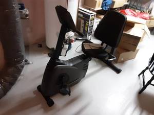 lot 14 image: Diamond Back 700 Series Exercise Bike