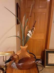 lot 38 image: Wood Cattails & Duck