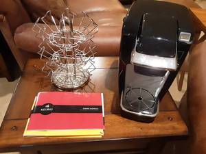 lot 42 image: Keurig K10 Mini Plus Brewer With Cup Rack