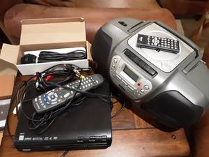 lot 44 image: RCA CD Player, DVD Player & Microphone