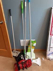 lot 61 image: Dirt Devil, Carpet Sweeper & Assorted Swiffers