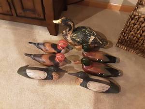 lot 79 image: Duck Decoys
