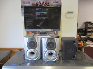 lot 5 image: SpeakersMonitor