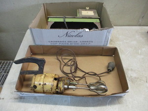 lot 44 image: Vintage Toys