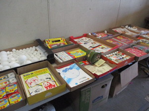 lot 61 image: Craft Supplies