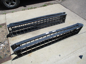lot 142 image: Aluminum ATV Ramps
