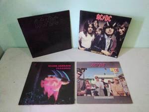 lot 5 image: 4 80s Records