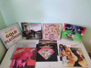 lot 11 image: Lot of 10 Records