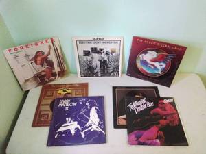 lot 12 image: Lot of 7 Records