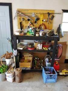 lot 51 image: Lot of Tools & Miscellaneous Supplies 23